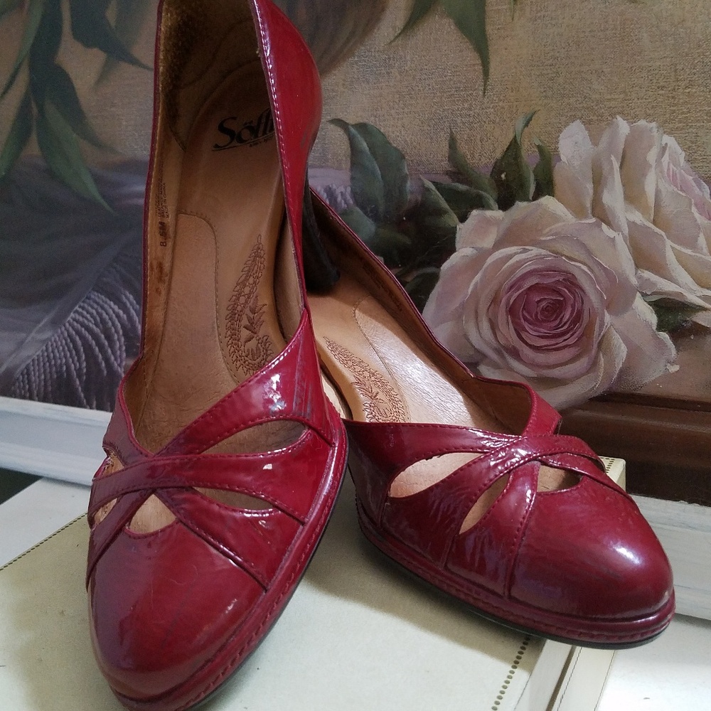 Sofft Red Patent Leather Retro Pumps
